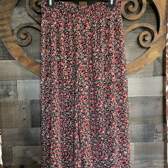 Floral Wide Leg Pants by Eyeshadow Black Red Yellow Flowers Elastic Waist - Picture 11 of 16